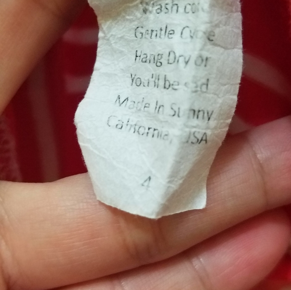 Matching dresses - Picture 4 of 7